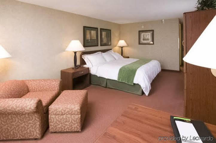 Rodeway Inn Akron Værelse billede