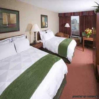 Rodeway Inn Akron Eksteriør billede